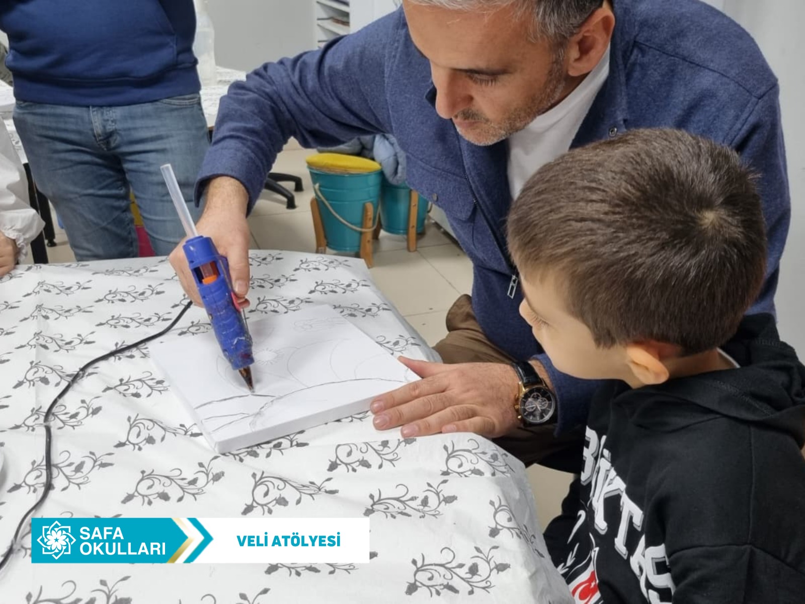 AİLEMLE SANAT ATÖLYESİ