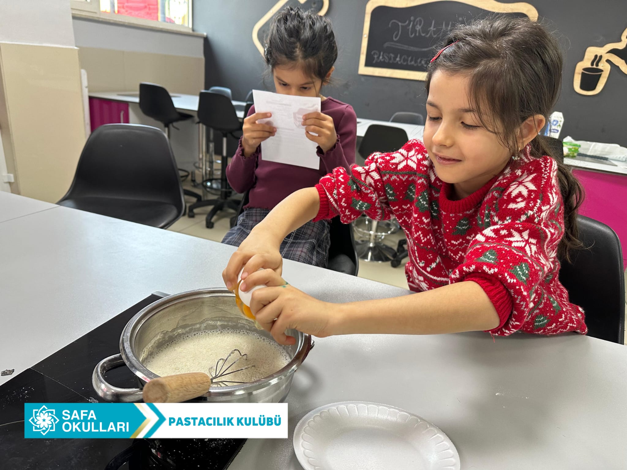 WhatsApp Image 2025-12-22 at 09.56.23